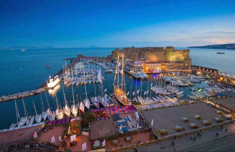 Borgo Loreto Napoli Eksteriør billede